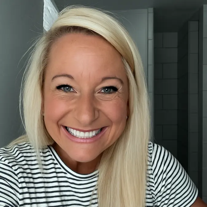 iGenics customer testimonial - woman